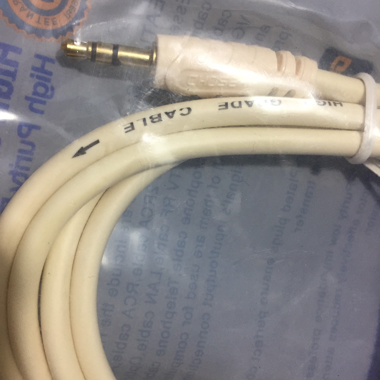 Cáp 3.5mm male ra 2 đầu RCA male Choseal RO5218 _ hàng chính hãng