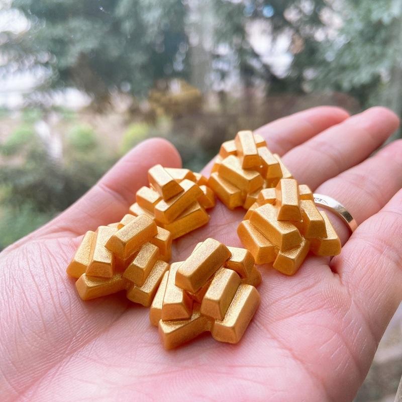 Phụ kiện tiền vàng mini trang trí nhà cửa tết, bàn làm việc