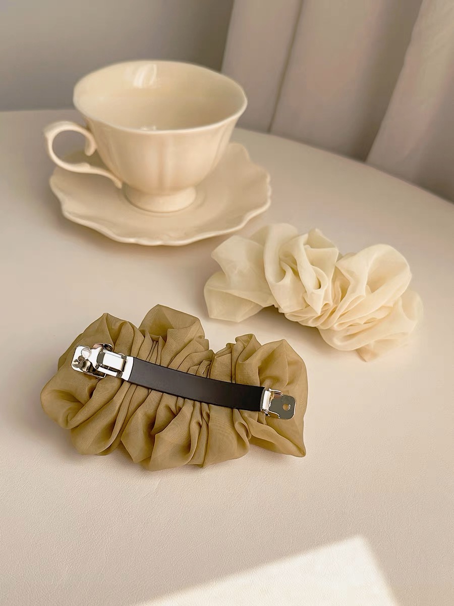 Kẹp tóc voan nhún vintage