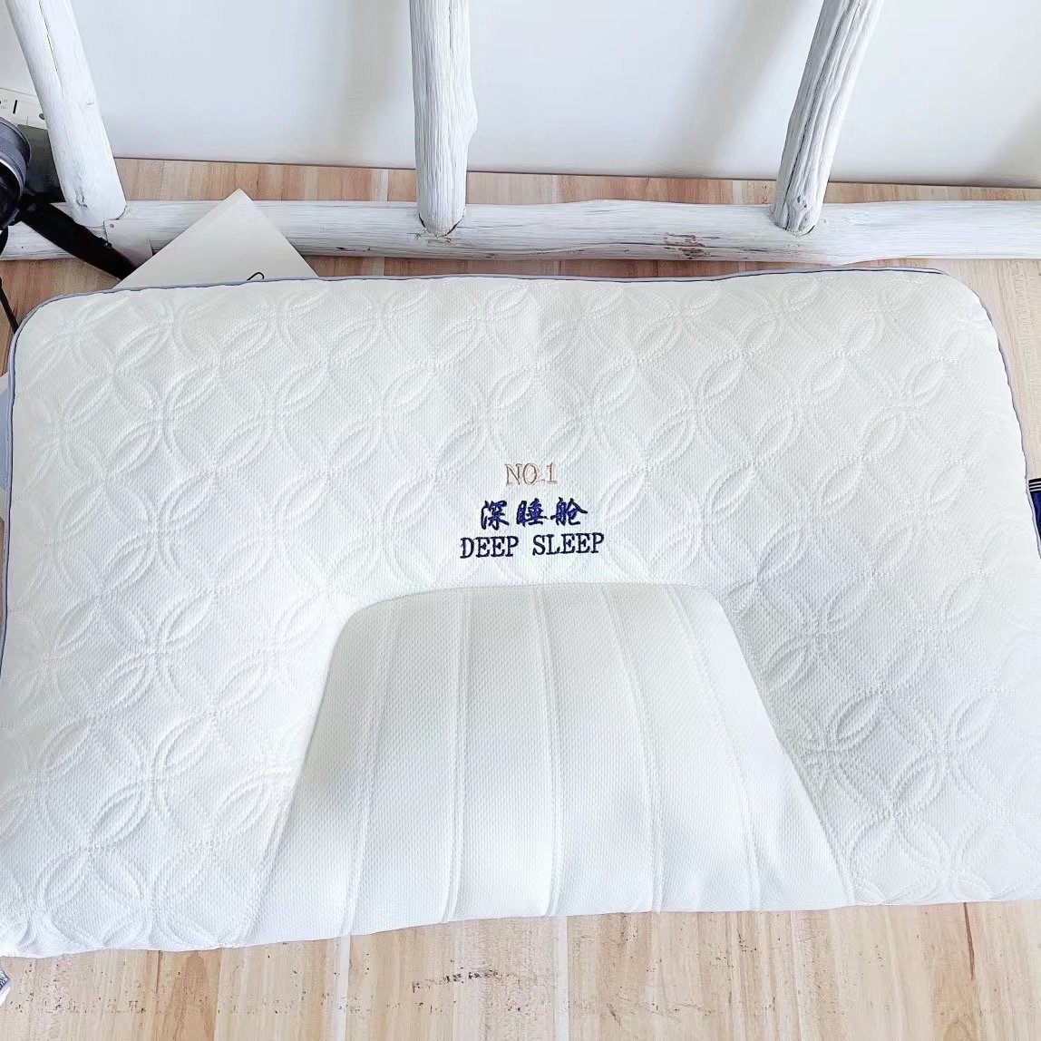 Ruột gối Deep Sleep LIDACO chống đau mỏi cổ vai gáy cho giấc ngủ êm ái (1 chiếc)