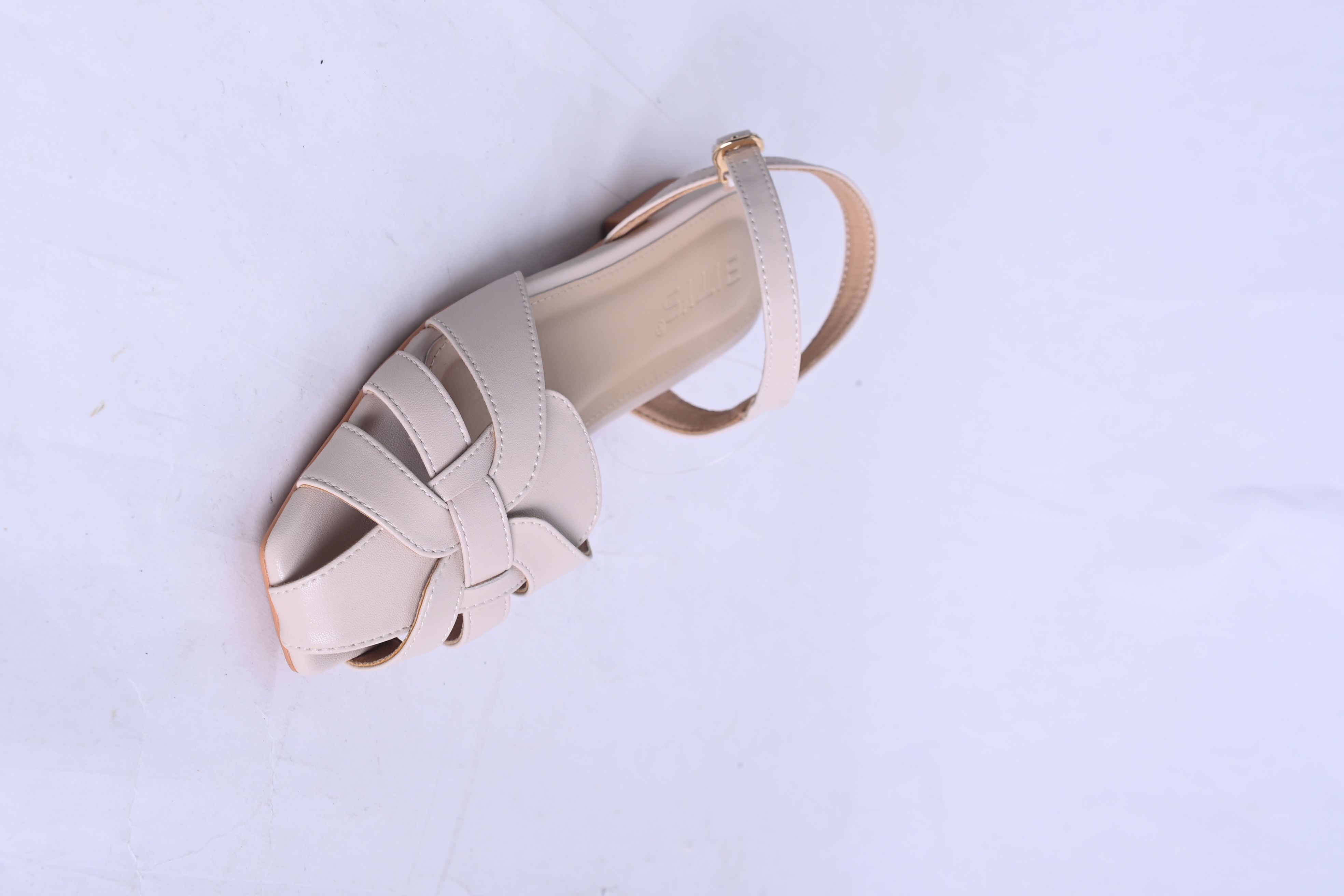 Giày bít Biti's nữ (35-39)