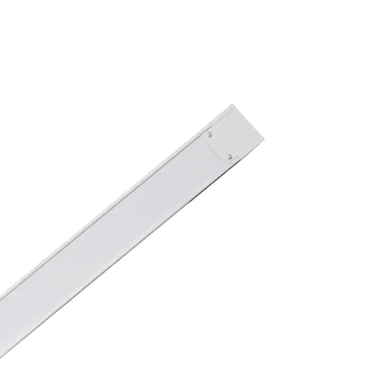 ĐÈN LED SÁNG TRẮNG ỐP TRẦN 1,2M 70W AKKO STAR 06281- HÀNG CHÍNH HÃNG