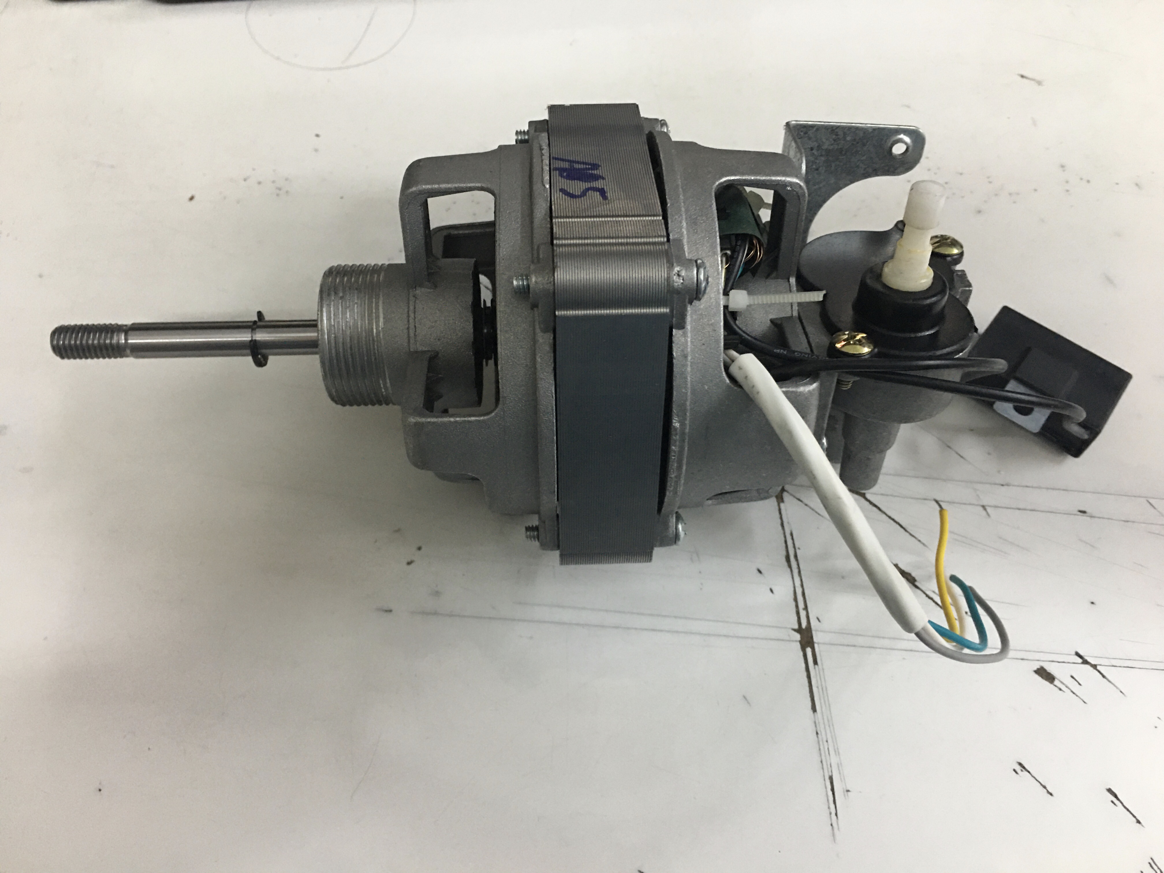 Motor quạt asia D4 chuyển hướng cơ