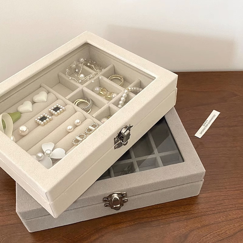 Đồ Đựng Trang Sức - Hộp Đựng Trang Sức Có Khóa Bằng Nhung Cao Cấp , Chống Bụi , Chống Oxy Hóa – Sang Trọng , Hiện Đại Và Tinh Tế
