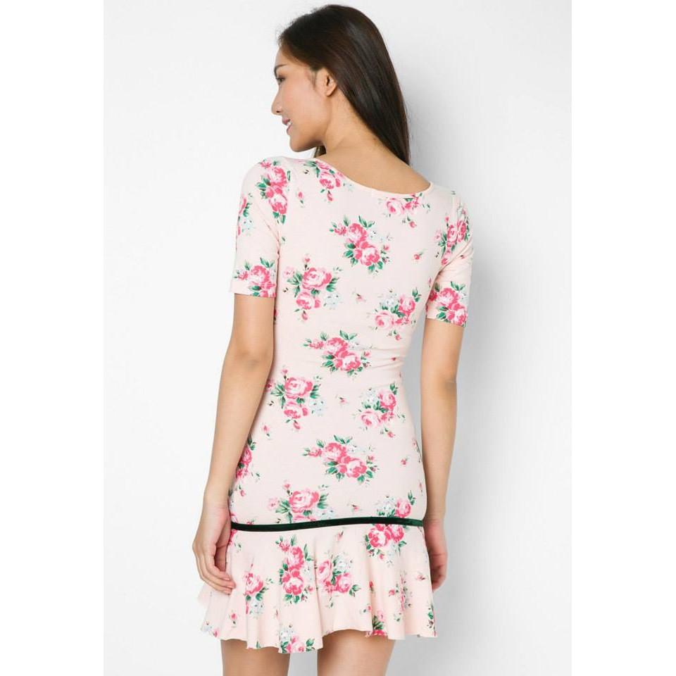 Đầm đuôi cá hoa hồng vintage