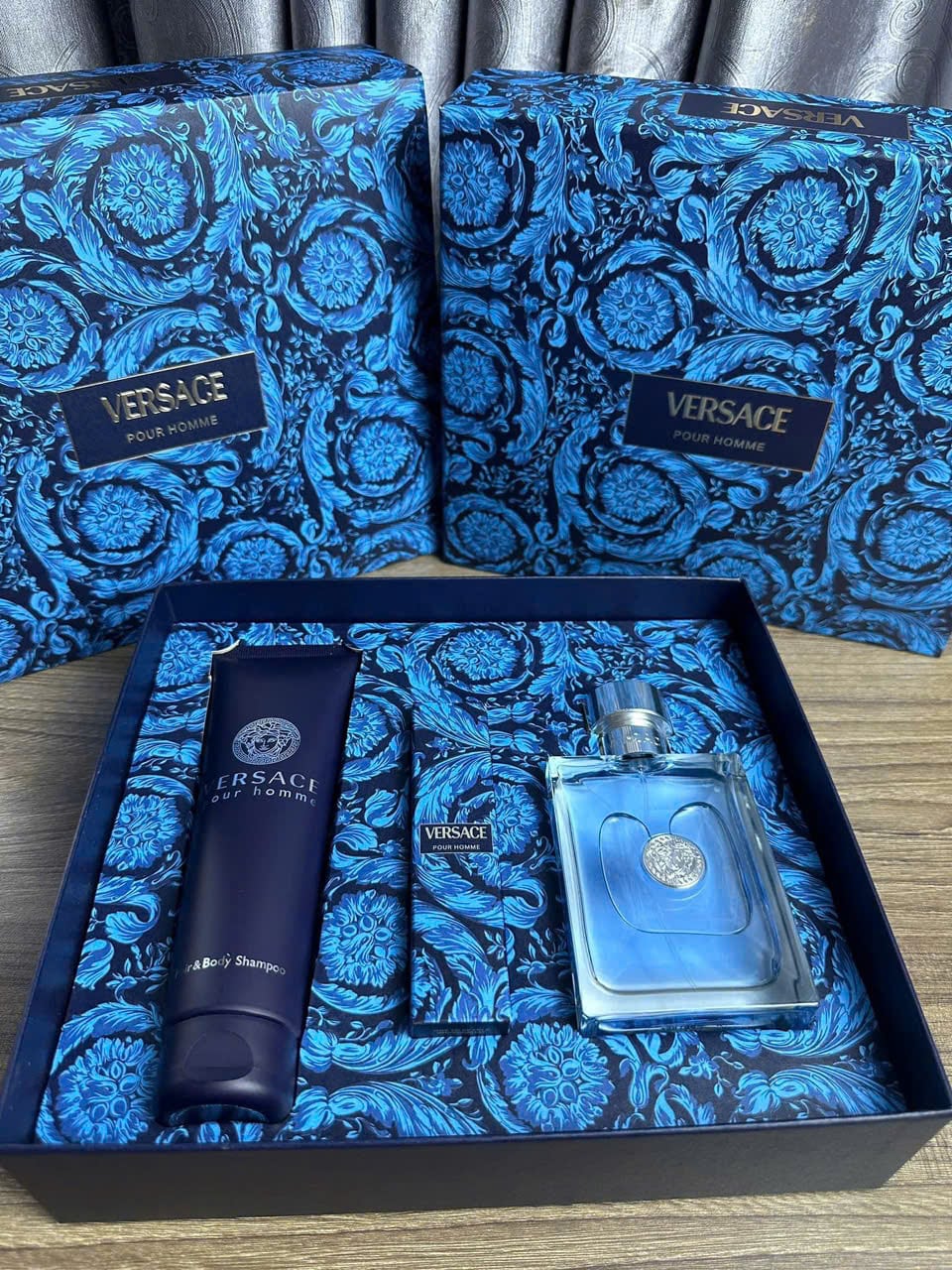 Bộ Nước Hoa Nam Versace Pour Homme Gift Set