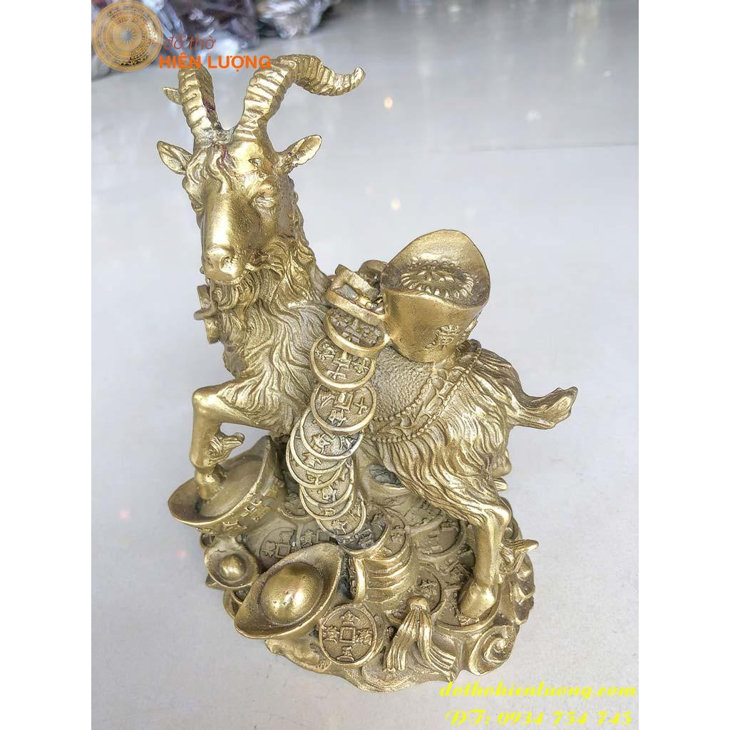 Tượng Dê Ngậm Xâu Đồng Xu Phong Thủy