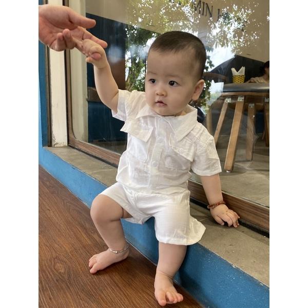 Bộ đũi trắng nam đi biển