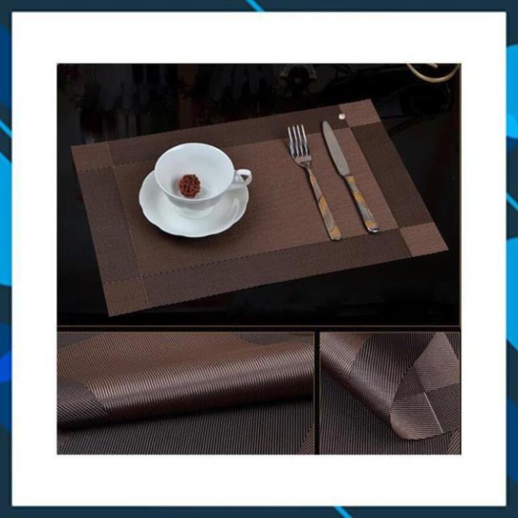 Tấm lót bàn ăn cách nhiệt, chống trơn trượt cho nhà hàng, khách sạn 45cm x 30cm