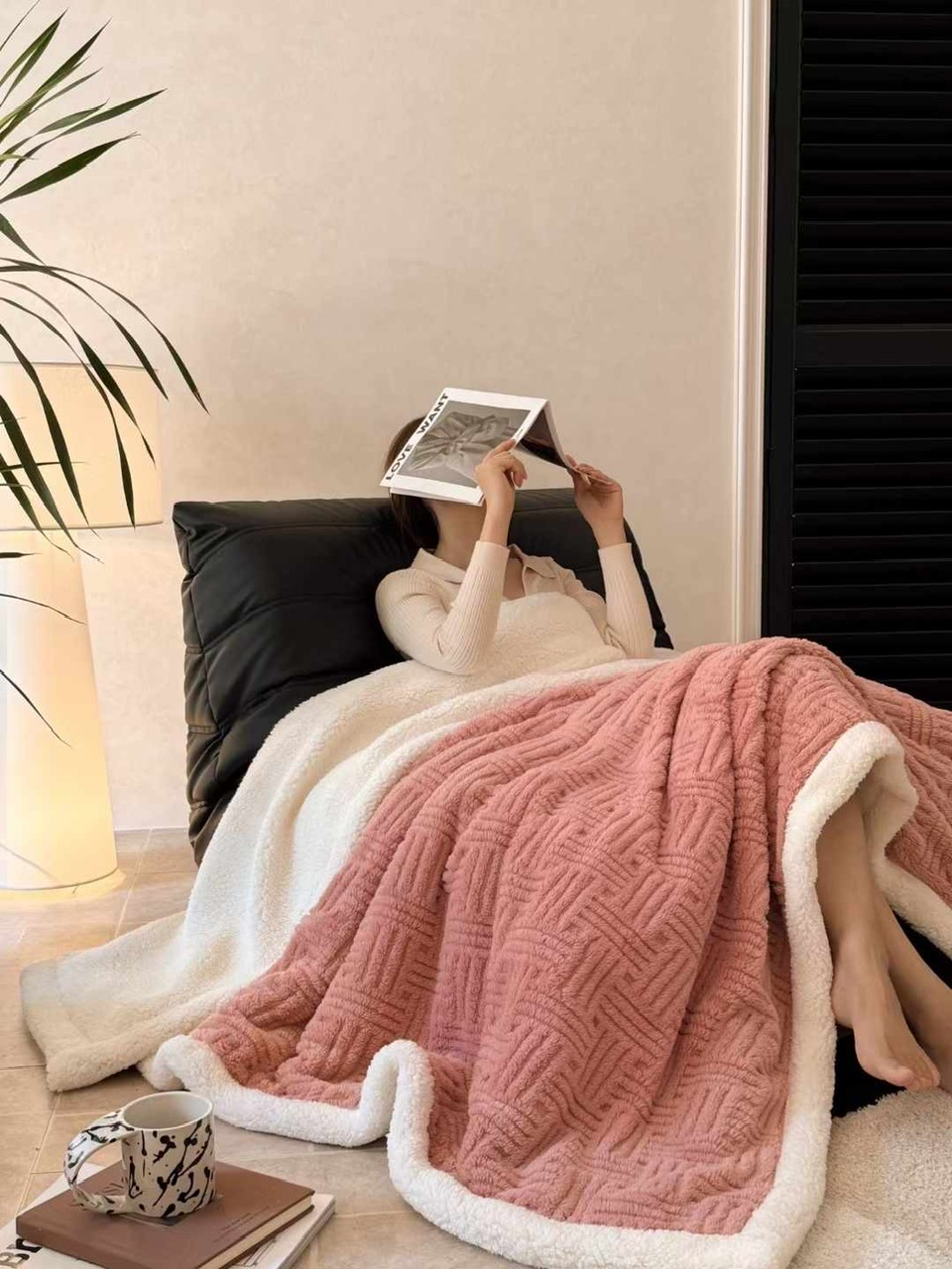 Chăn lông cừu Blanket LIDACO họa tiết dập vân chìm mỏng nhẹ ấm áp kích thước 2mx2m3