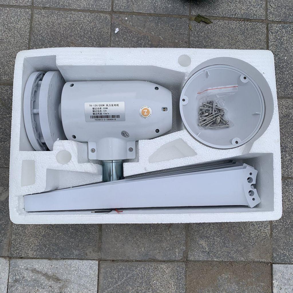 Bộ Đèn Đường Dự Án sử dụng song song điện mặt trời và điện gió công suất 70w mã sản phẩm ZSL70SW