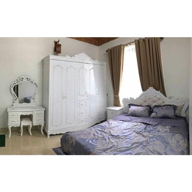 Combo bộ giường+tủ áo+ bàn phấn + táp tân cổ điển