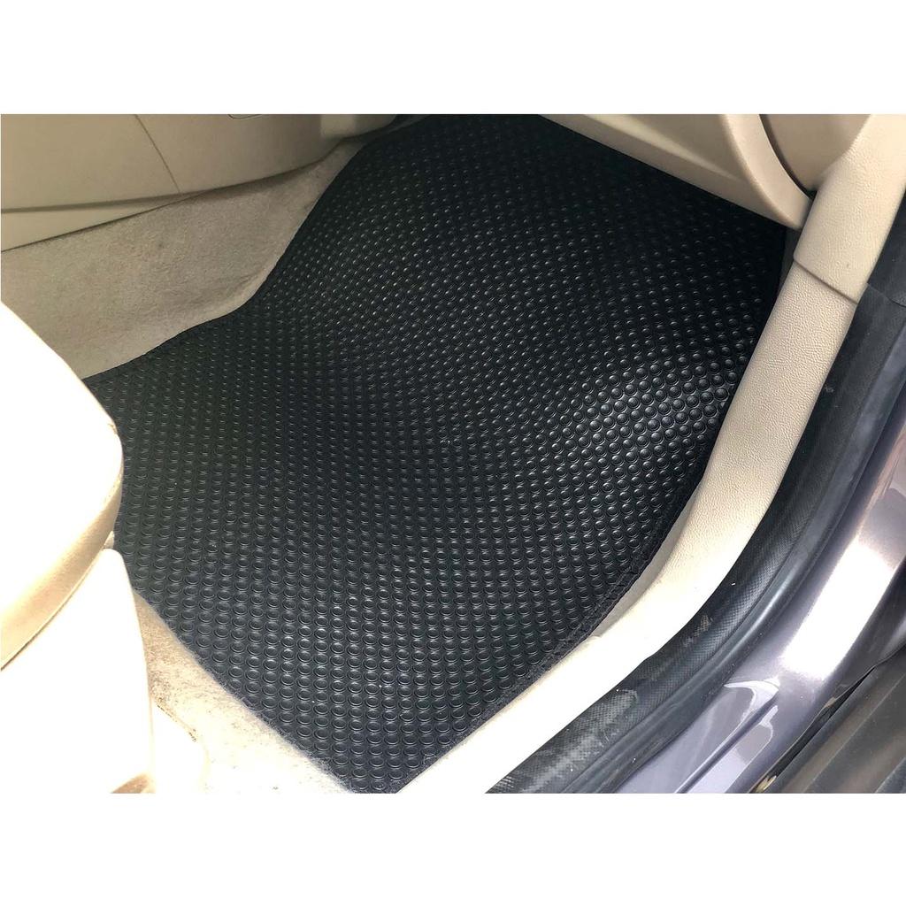 Thảm lót sàn ô tô KATA cho xe Ford Focus - Khít với sàn xe, Chống thấm, Chống trơn, Không mùi, Không ẩm mốc
