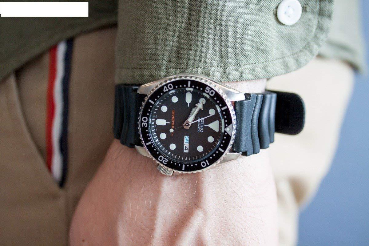 Đồng hồ nam Seiko SKX013K1