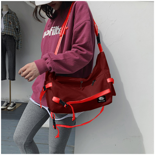 Túi đeo chéo nam nữ unisex thời trang Hàn quốc BEE GEE 098 để được laptop và áo quần