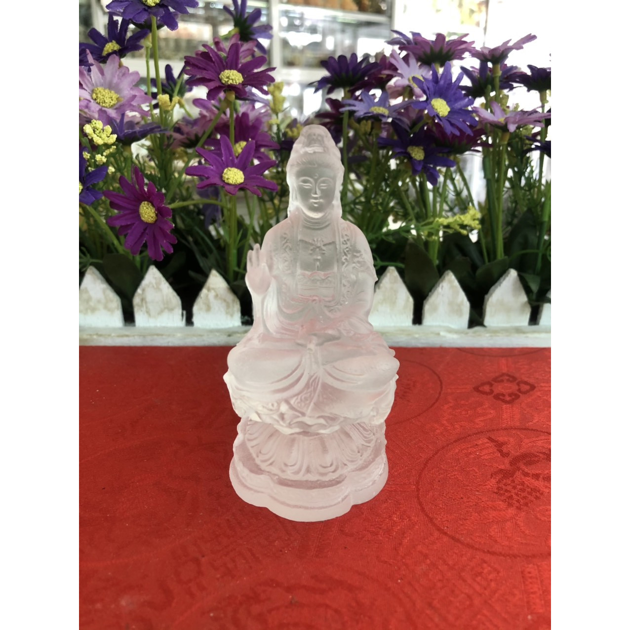 Tượng Phật Bà Quan Thế Âm Bồ Tát ngồi đài sen cầu bình an đá lưu ly trắng đặt bàn làm việc, taplo xe ô tô - Cao 10 cm