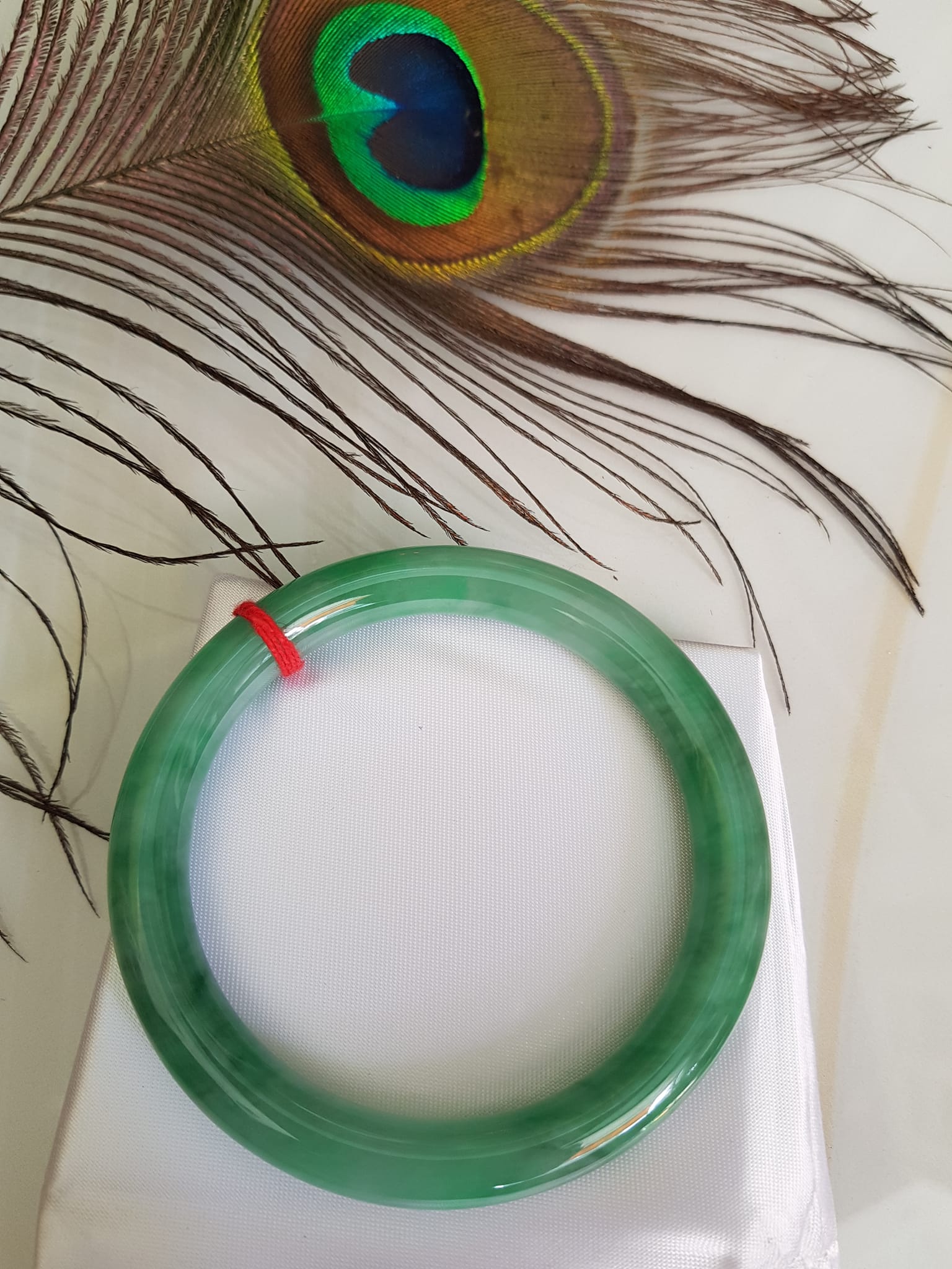 Vòng Tay Vip AA Lý SỊN A SAO 58mm x Dầy 9mm Vòng Màu Xanh Lý Bóng Đều Vòng rất sang sịn ĐẸP ạ Nữ tay tròn 56kg - 68kg đeo lên sang tay đẹp nhe các chị ơi