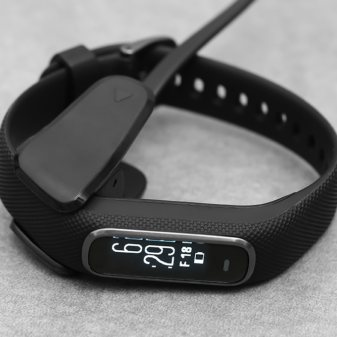 Vòng Đeo Tay Thông Minh Theo Dõi Sức Khỏe Theo Dõi Vận Động Garmin Vivosmart 4 - Hàng Chính Hãng - Small/Medium - Black/Slate - 010-01995-80