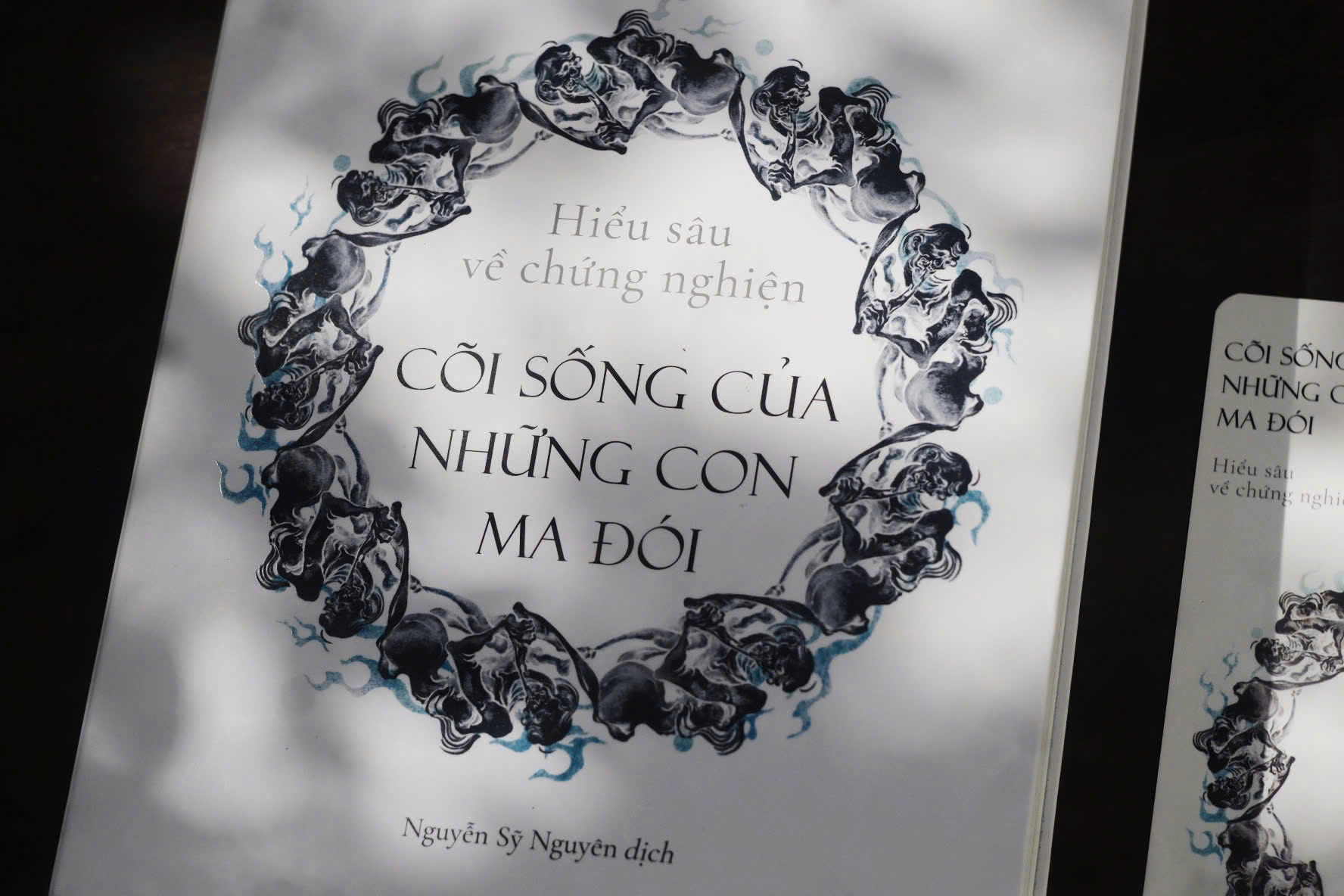 Cõi sống của những con ma đói - Hiểu sâu về chứng nghiện
