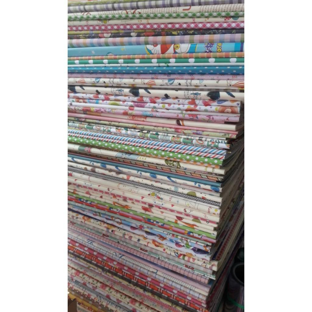 Combo 50 tờ giấy gói quà + 20 nơ