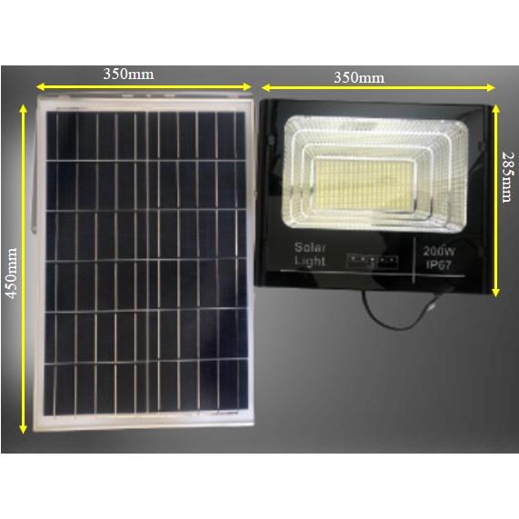 Đèn pha NLMT 200W, có rempte, cảm biến ánh sáng