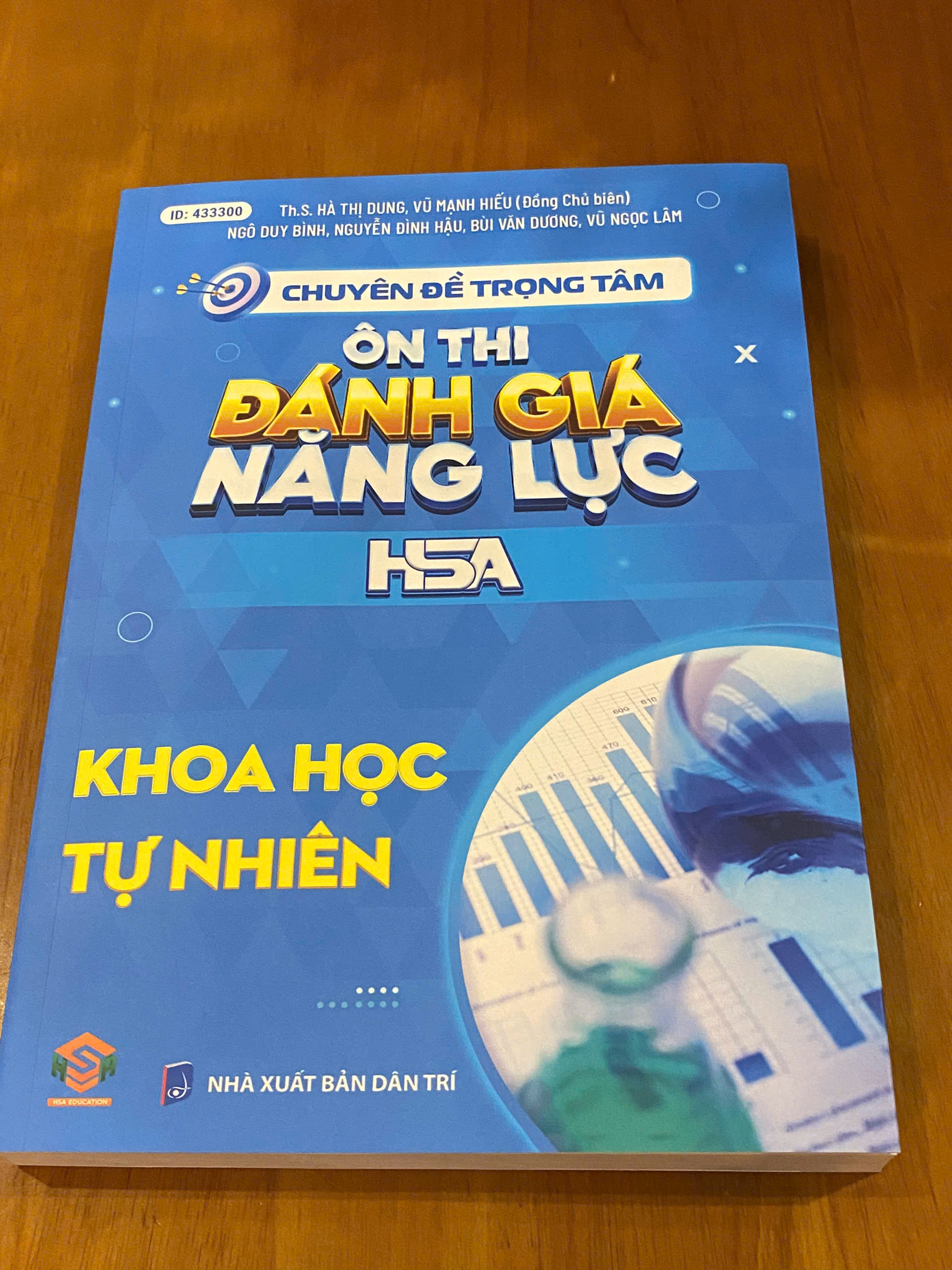 Sách - Chuyên Đề Trọng Tâm Ôn Thi ĐGNL HSA (Phần Khoa Học Tự Nhiên)