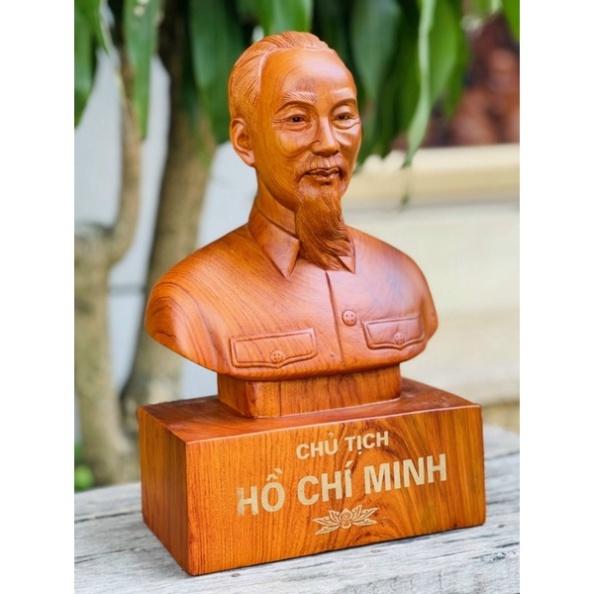 Tượng bác hồ. gỗ hương liền khối