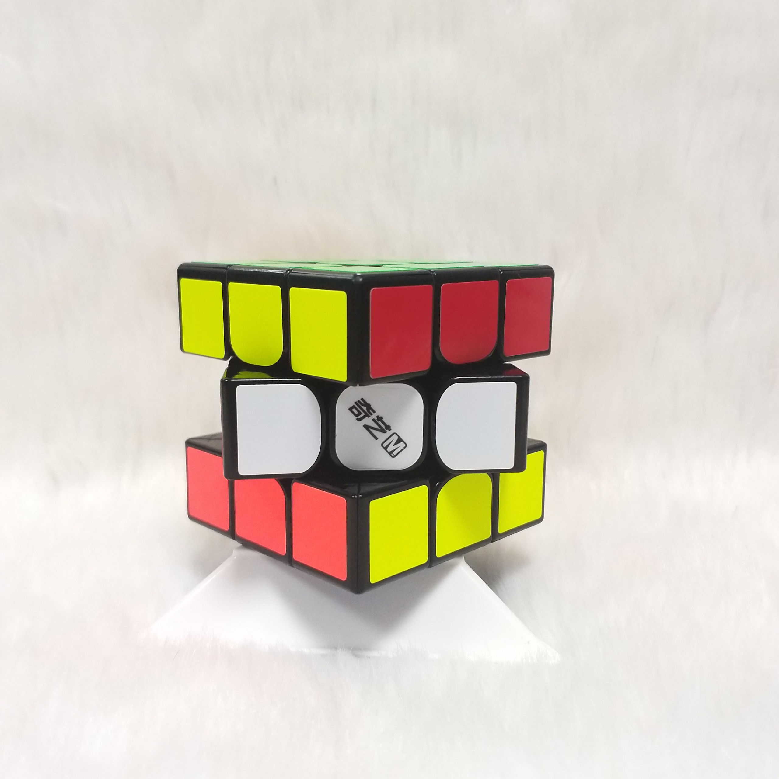 Rubik 3x3 QiYi MS 3x3 Magnetic black (có nam châm) hiệu QiYi