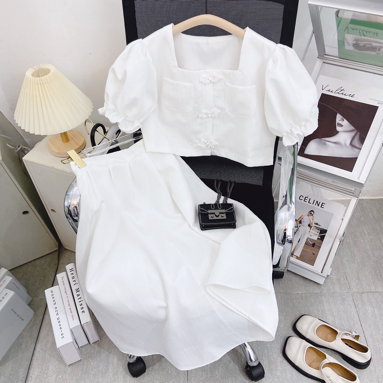 Set áo croptop trắng kèm chân váy xoè tiểu thư hàn quốc 2 mẫu