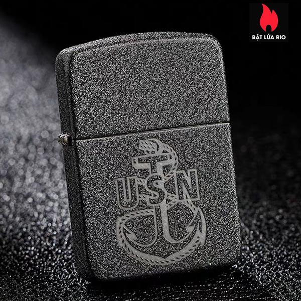 Bật Lửa Zippo 49318 – Zippo U.S. Navy Replica Black Crackle