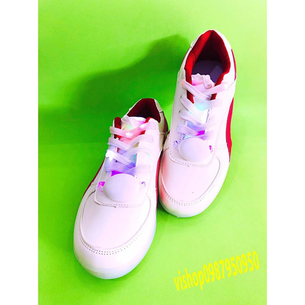 Giày phát sáng 2 vạch cong màu đỏ.Phát sáng 7 màu 8 chế độ kèm dây giày phát sáng mã SJ34 IB1991