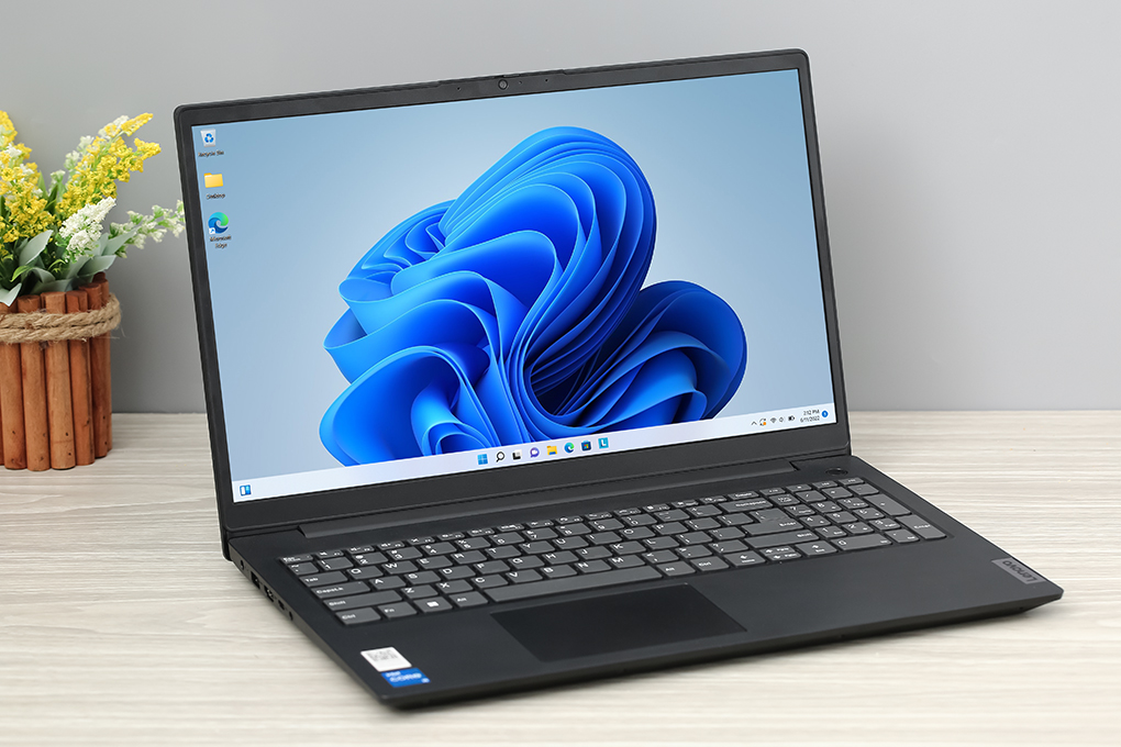 Laptop Lenovo V15 G2 ITL i5 1135G7/8GB/512GB/Win11 (82KB00R5VN) - Hàng chính hãng