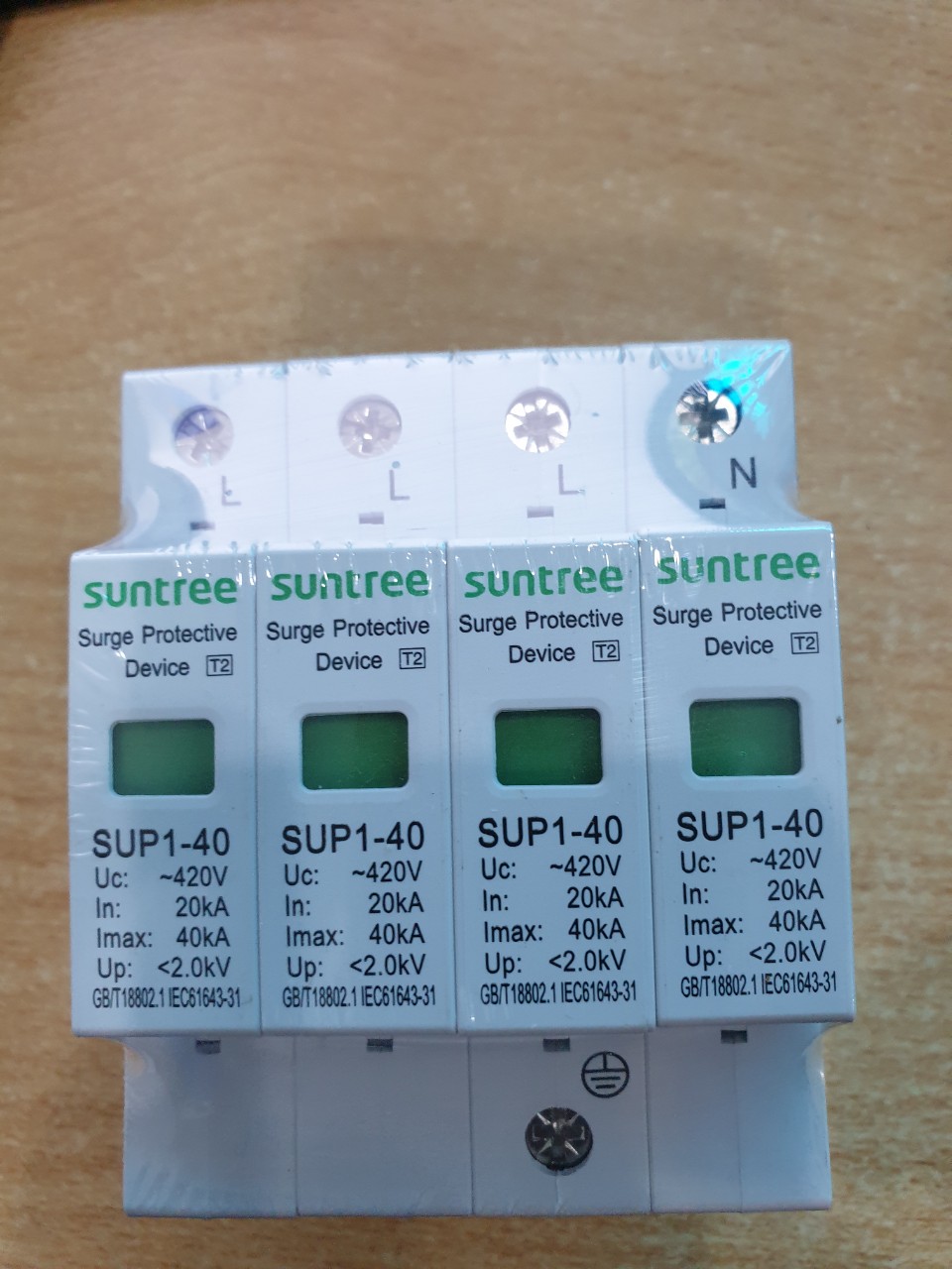Chống sét suntree Ac 4P 420V AC