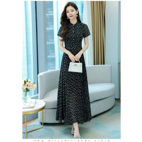 HÀNG NHẬP - ĐẦM MAXI VOAN HOA CỔ TRỤ NỀN ĐEN