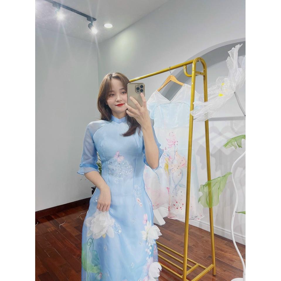 Áo dài cách tân 4 tà thêu hình sen 3D vải organza cao cấp