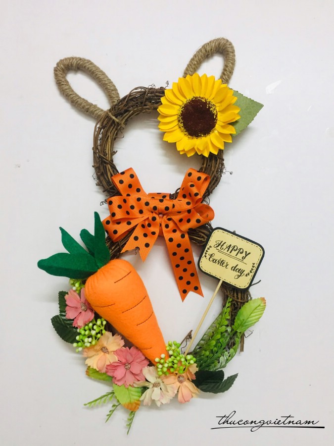 Vòng cỏ treo thỏ Easter Day