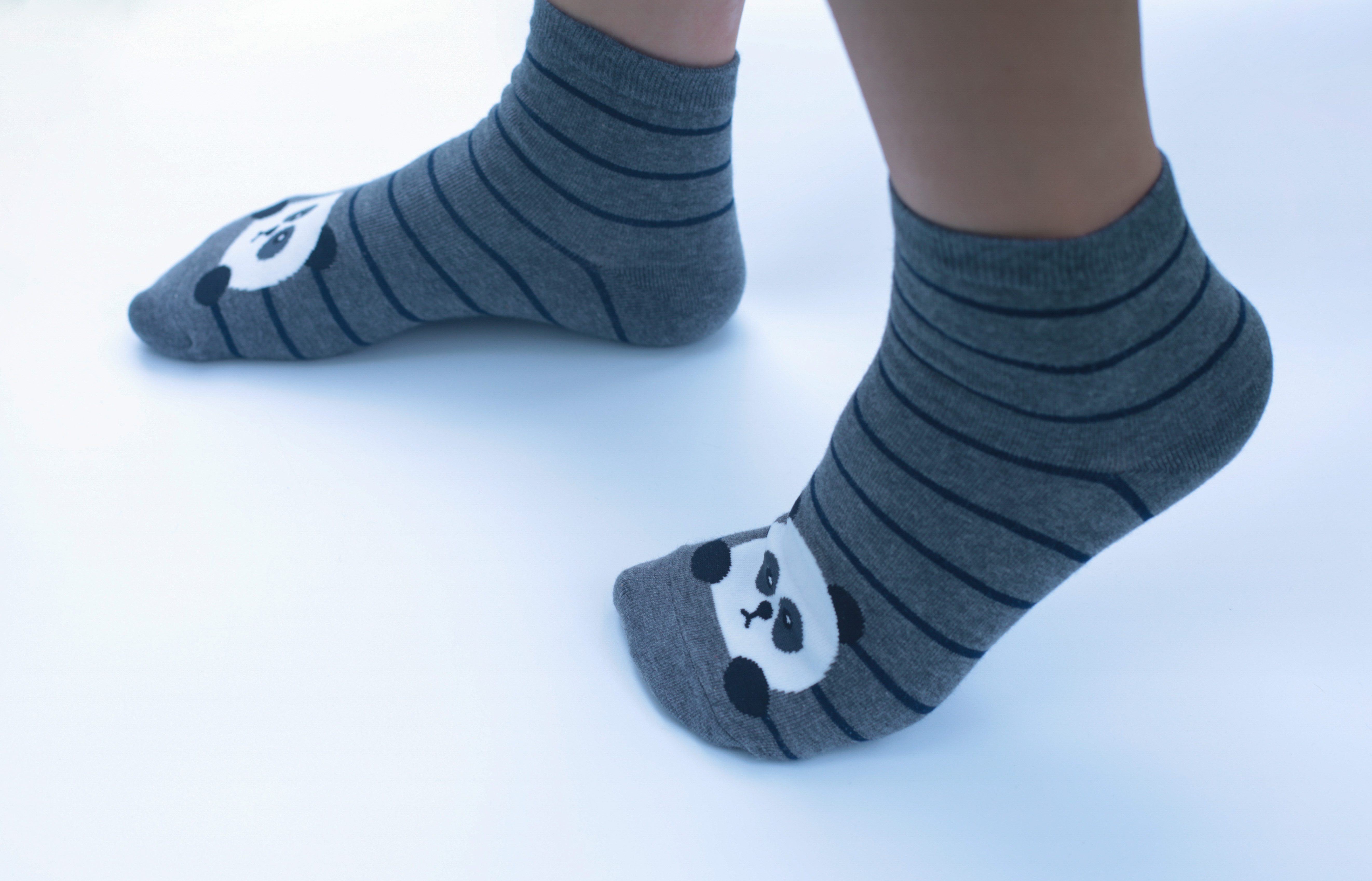 Vớ nữ Hàn Quốc KIKIYA SOCKS - Vớ sọc gấu W-C-034