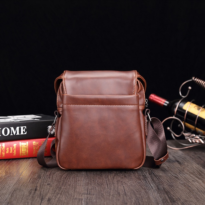 Túi Đeo Chéo Nam Da Bò BT07 Có Ngăn To Và 2 Ngăn Vừa Đựng Được Cả Thế Giới