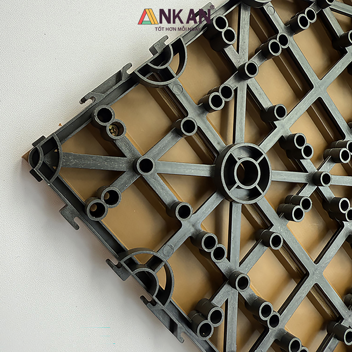 Tấm Lót Sàn Ban Công Composite Ngoài Trời Chống Trơn Chịu Nước Trang Trí Sân Vườn Hiện Đại – Dễ Lắp Đặt, Bền Màu, Không Mối Mọt