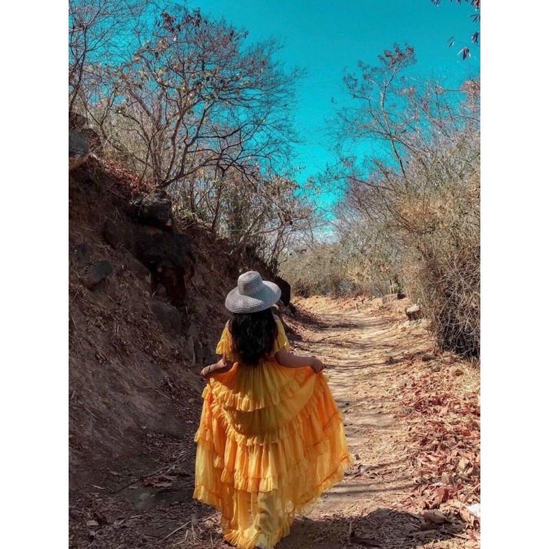 Đầm Maxi tầng vàng bẹt vai