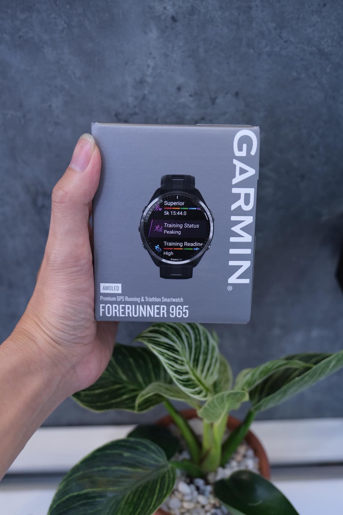 Đồng Hồ Chạy Bộ Garmin Forerunner 965 - Vòng Đeo Thông Minh Theo Dõi Sức Khỏe - Hàng Chính Hãng FPT