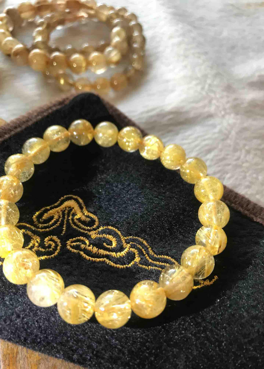 Chiếc Vòng Thạch Anh Vip Tóc Vàng Nhuyễn Đá Tự Nhiên 9ly Nữ Mệnh Kim Thổ Thuỷ