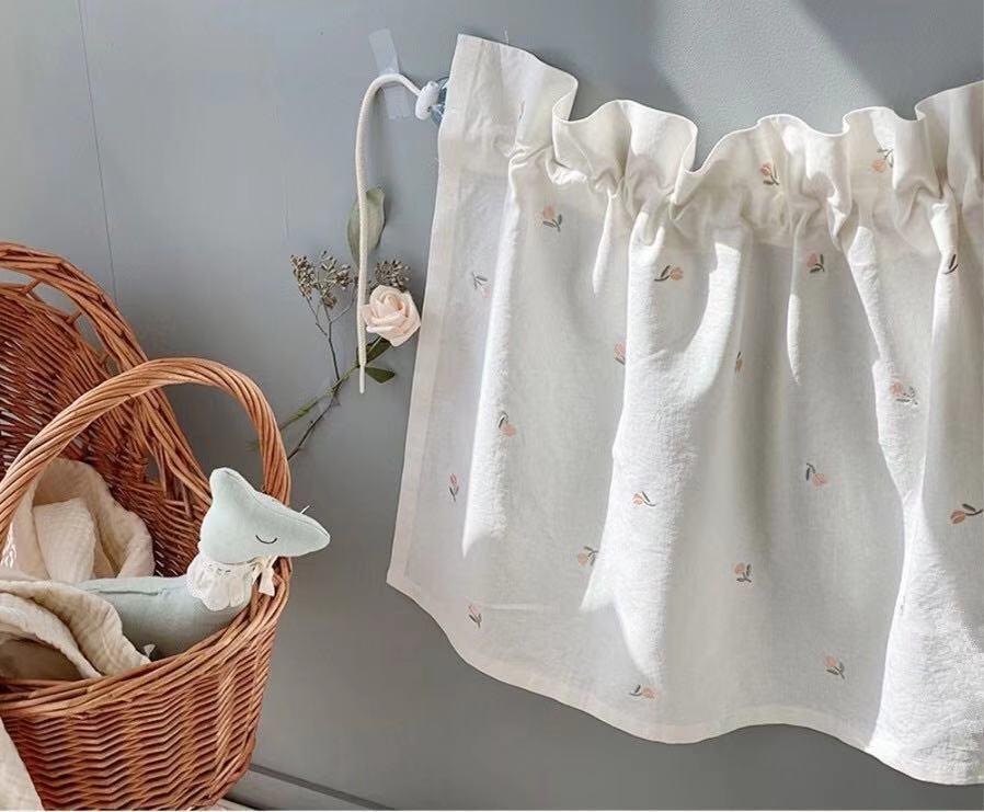 Phong cách mới nhất Hàn Quốc laonmanman rèm ô tô bông thêu tấm che nắng rèm cản sáng mút ins phong cách mục vụ