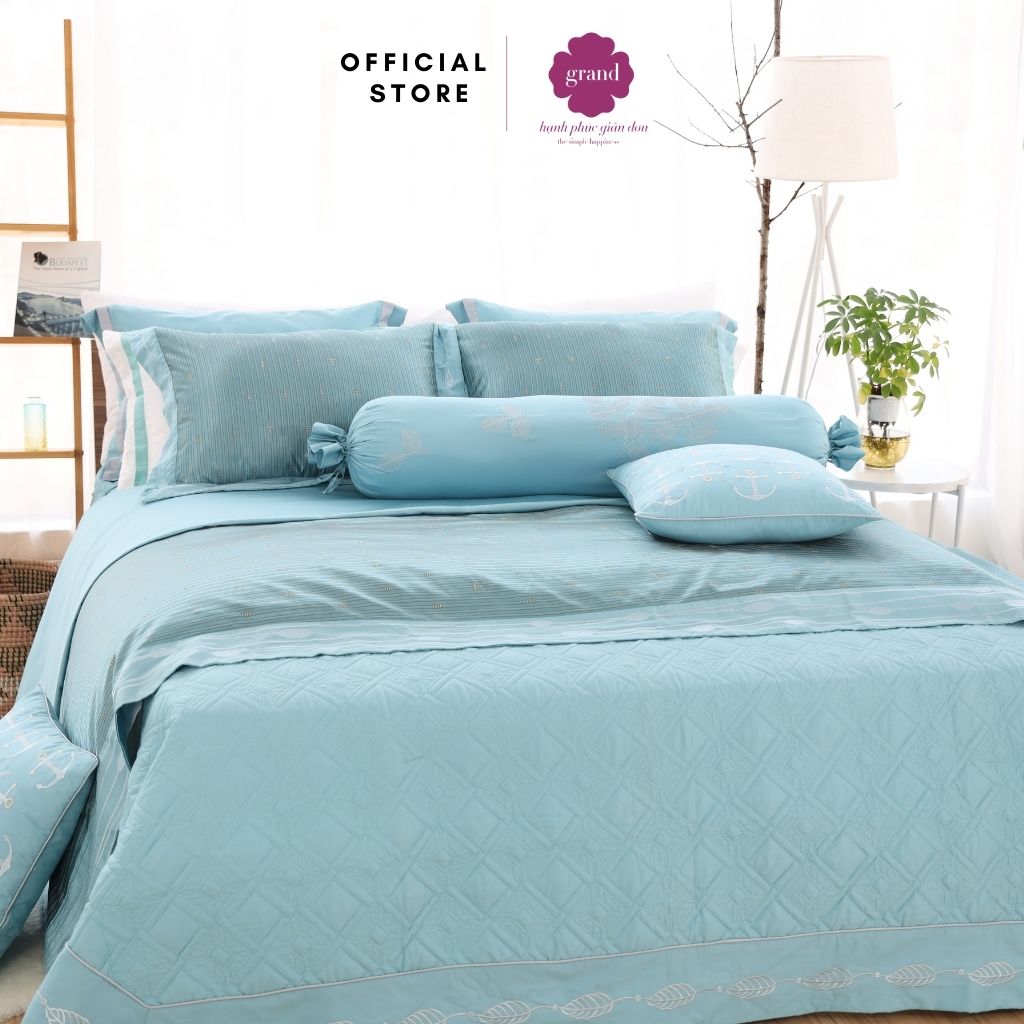 Vỏ chăn đông 100% cotton sateen by GRAND , họa tiết trơn không thêu, đơn giản, sang trọng.