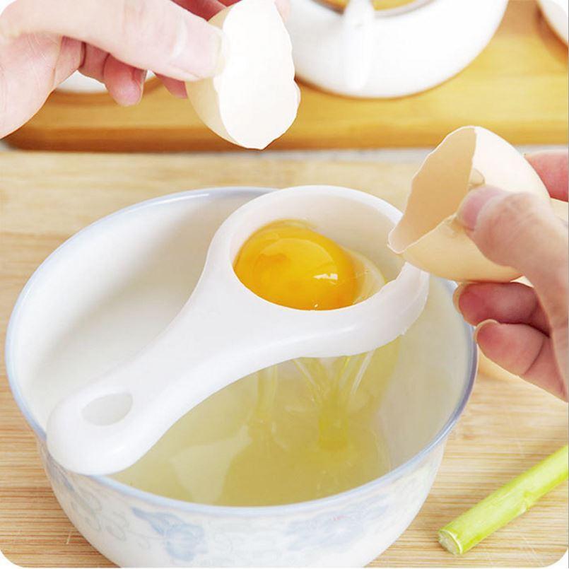 Dụng cụ tách lòng đỏ trứng gà trứng vịt giá siêu sốc