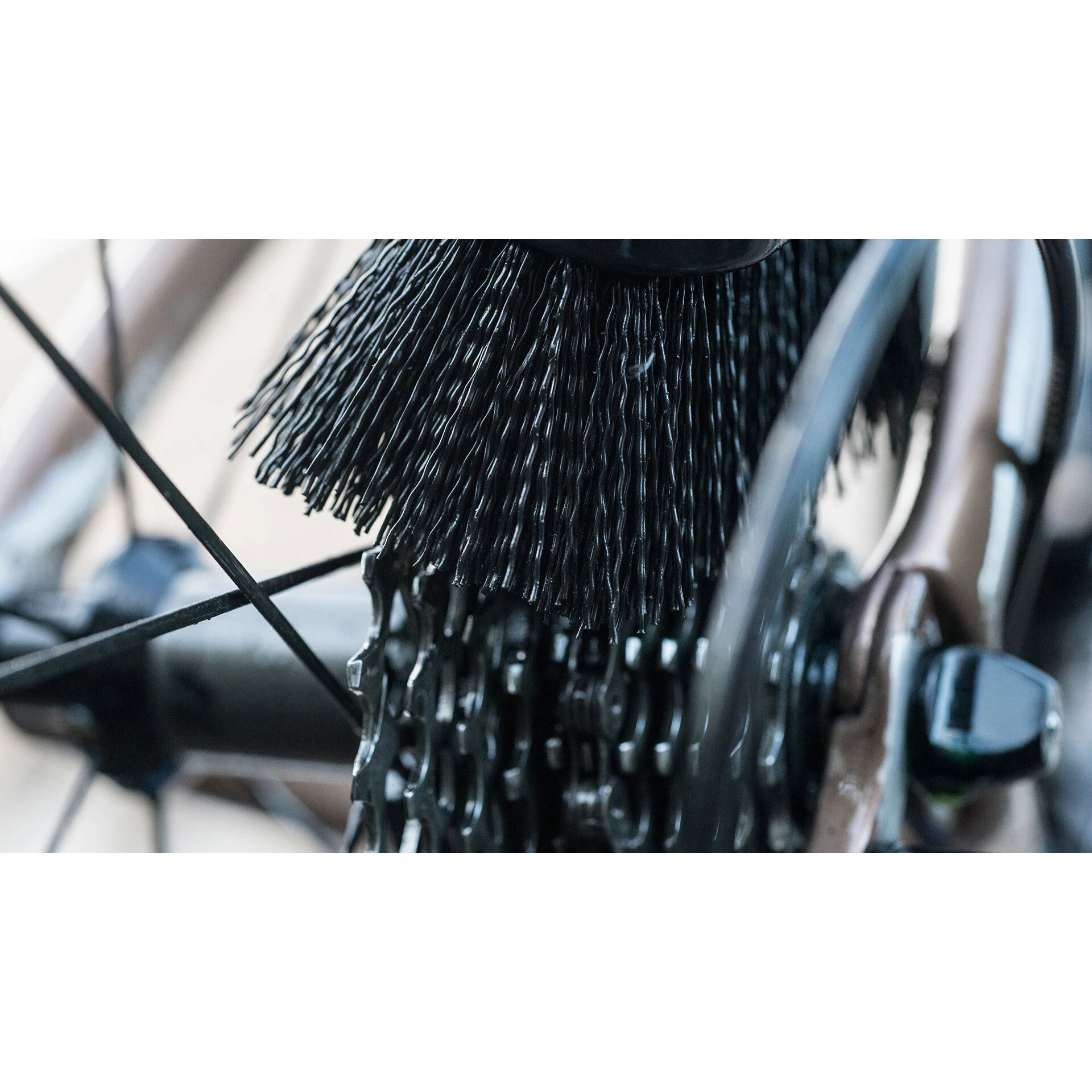 Bàn Chải Vỏ Xe Và Líp Xe Muc Off Tyre & Cassette Brush