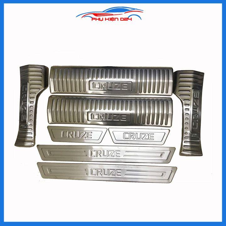 Ốp bậc cửa, nẹp bước chân INOX cho xe Chevrolet Cruze 2009-2010-2011-2012-2013-2014-2015-2016-2017-2018-2019