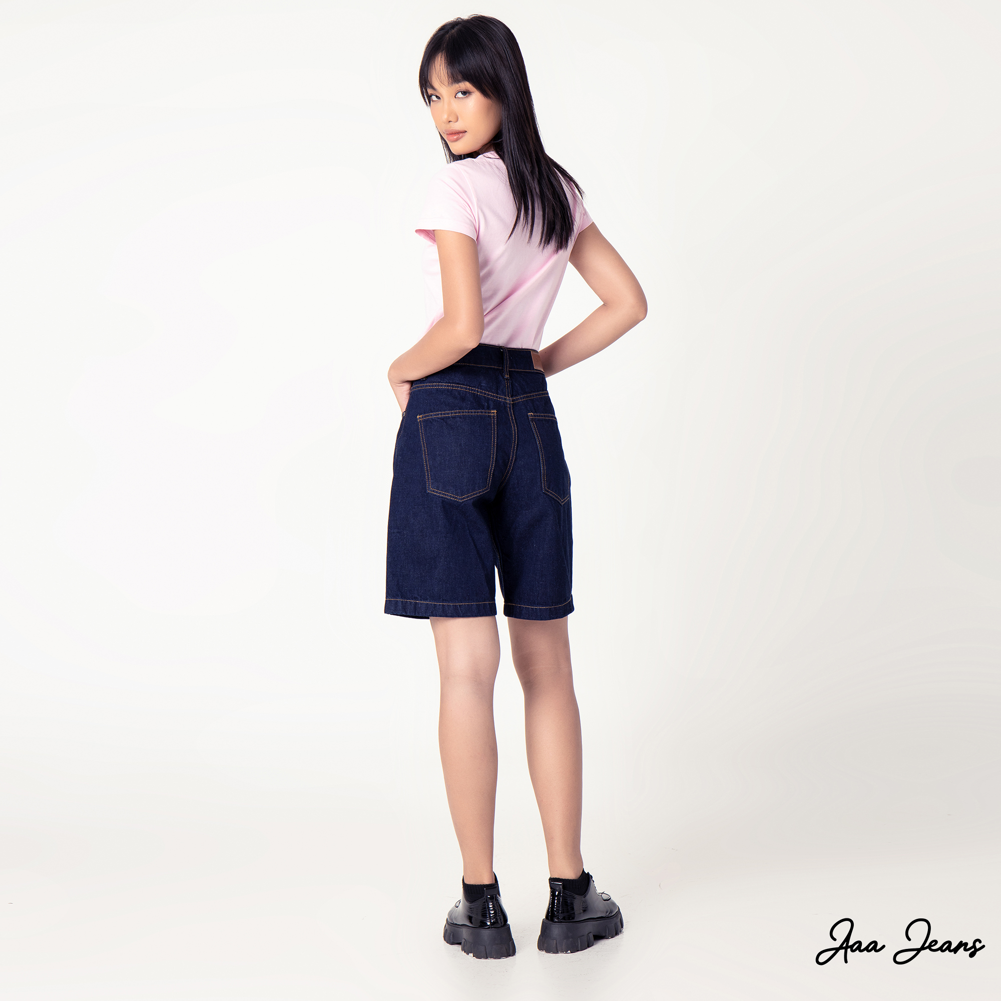 Quần short jean nữ lưng cao ngang gối Aaa Jeans