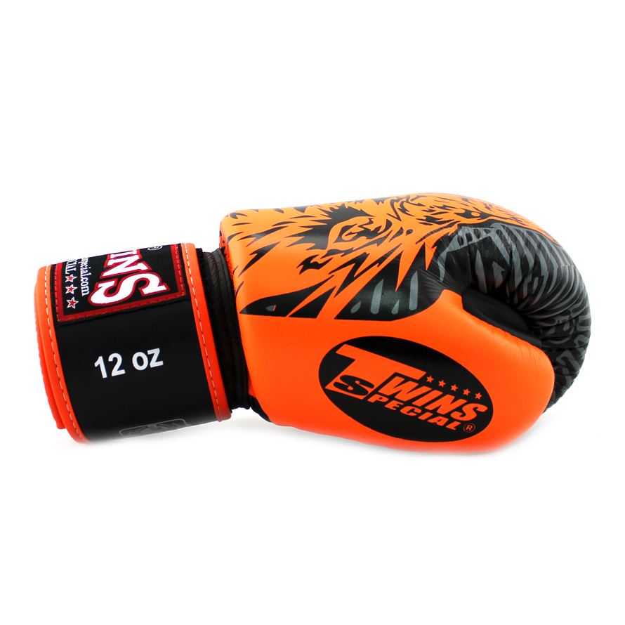 Găng Tay Boxing &amp; Muay Thai Twins FBGV-50 Wolf - Orange