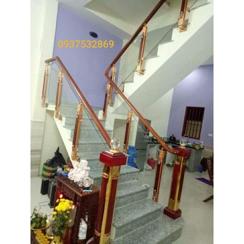 Trụ lan can kính